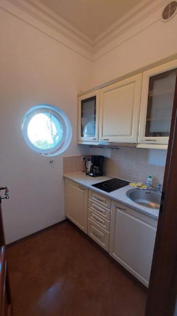 Uzdrowiskowa 7, Apartment