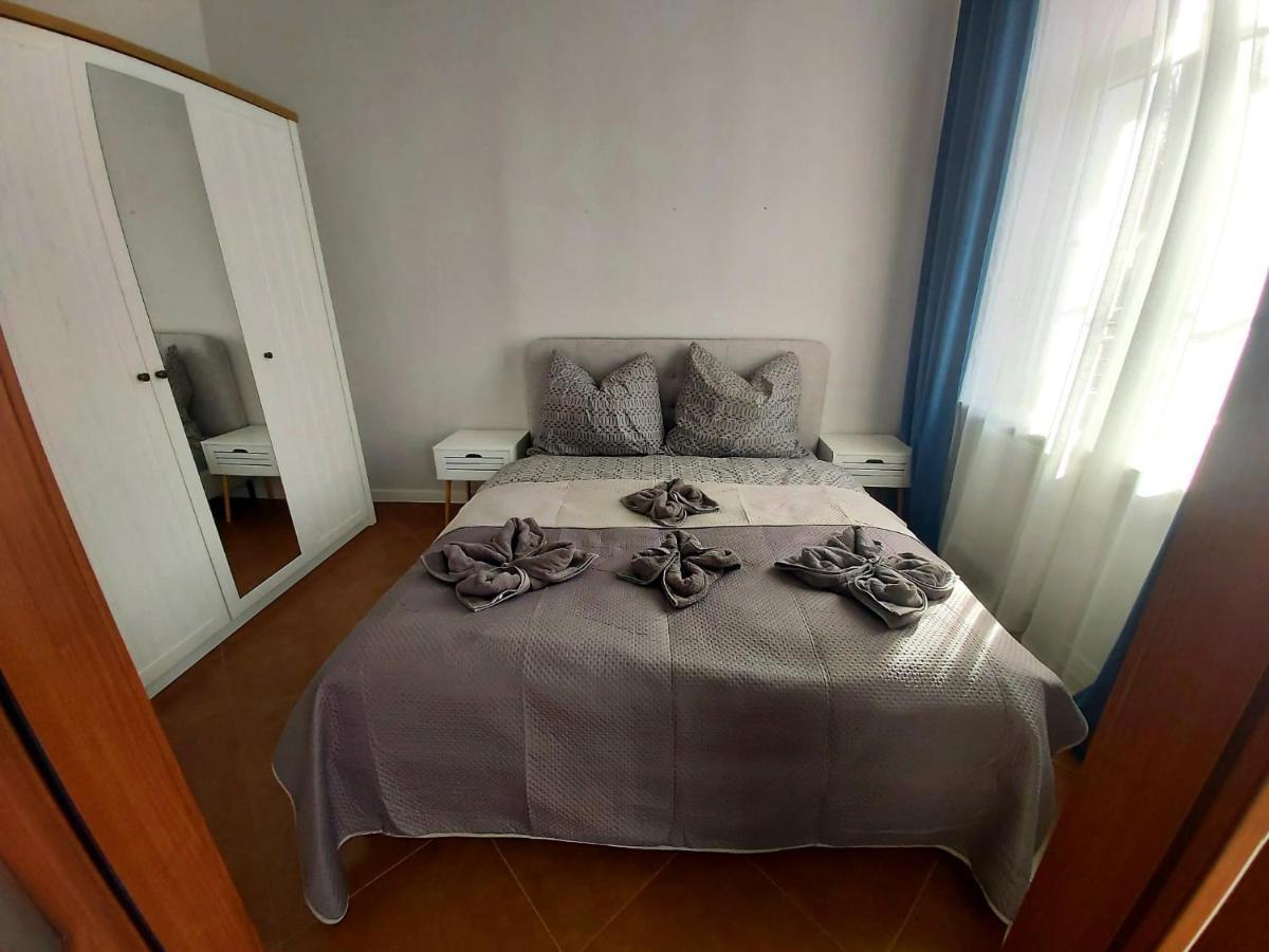 Uzdrowiskowa 7, Apartment